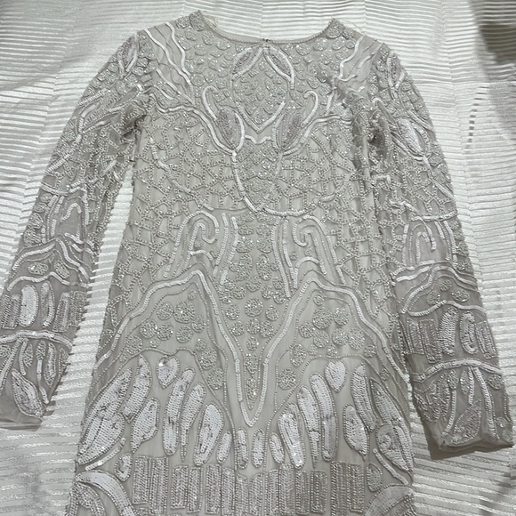 MNM COUTURE GOWN - Picture 4 of 6